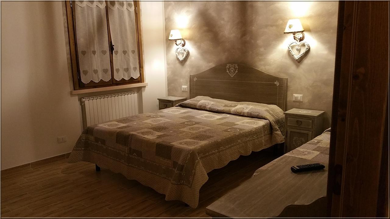 La Casa Delle Rondini Bed & Breakfast Roncoferraro Ngoại thất bức ảnh